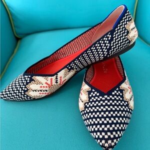 Rothy's Navy and Cream Patterned Flats